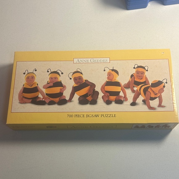 Ann Geddes Other - Bumblebee Baby Jigsaw Puzzle